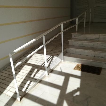 Apartamento 60 M2 En La Playa Torre de Benagalbon Eksteriør bilde