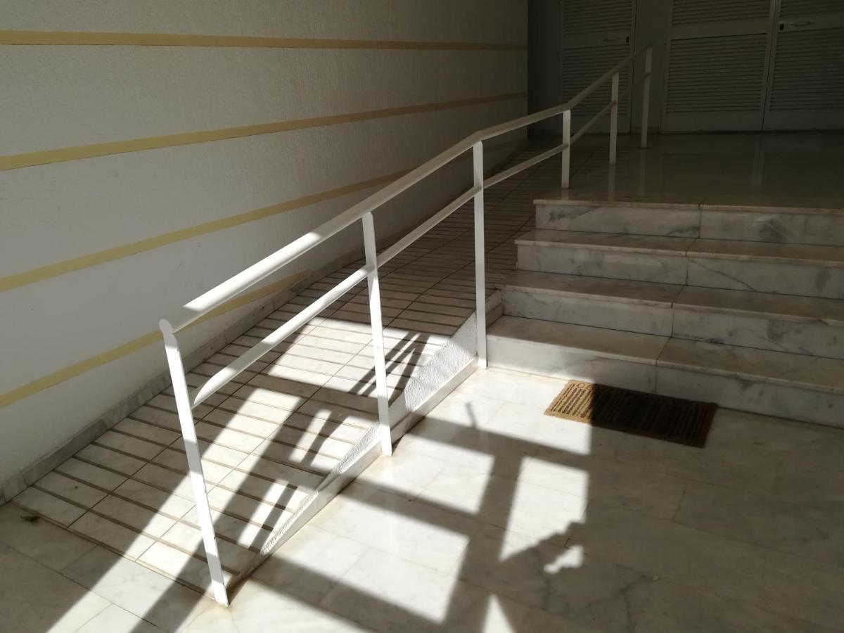 Apartamento 60 M2 En La Playa Torre de Benagalbon Eksteriør bilde