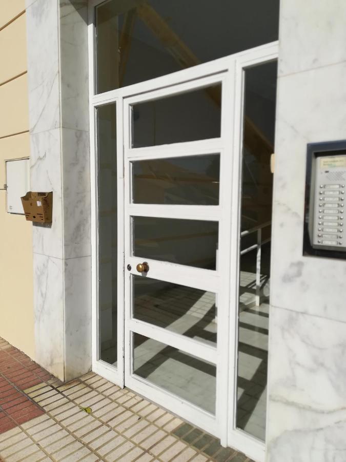 Apartamento 60 M2 En La Playa Torre de Benagalbon Eksteriør bilde