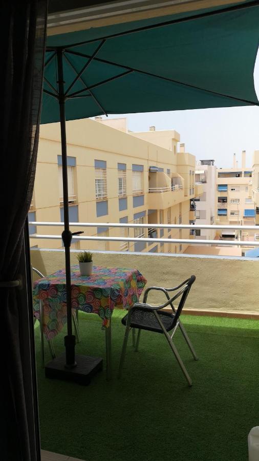 Apartamento 60 M2 En La Playa Torre de Benagalbon Eksteriør bilde