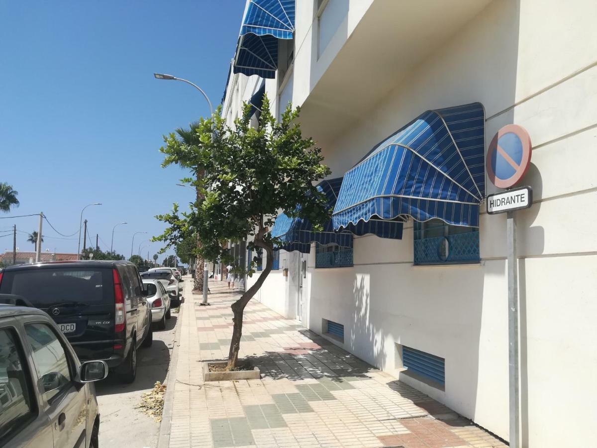 Apartamento 60 M2 En La Playa Torre de Benagalbon Eksteriør bilde